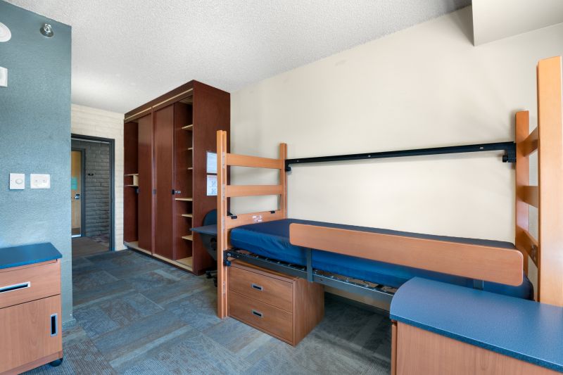 Picture of a bed and wardrobe in Kachina hall