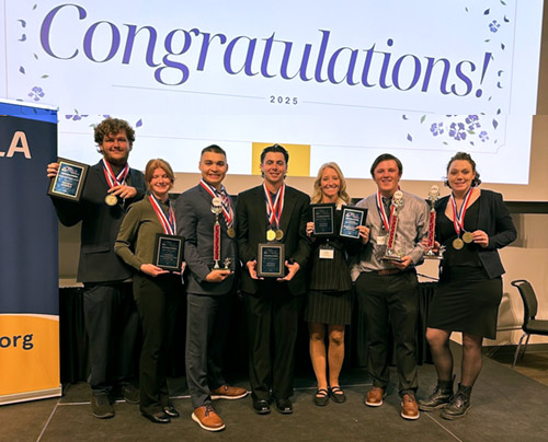 The winning team of students 