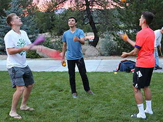 juggling team