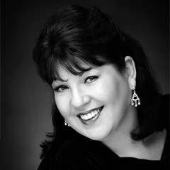 Nanette Hofer
