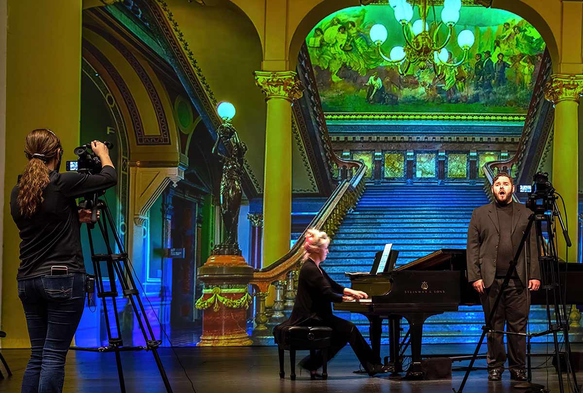 Tenor Bille Bruley sings on Yavapai Live